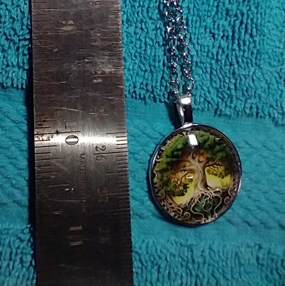 Silvertone green tree of life necklace bracelet earrings set - Picture 2 of 4